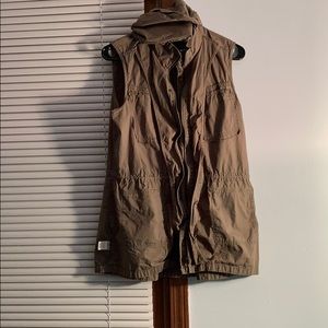 Army green vest with hood